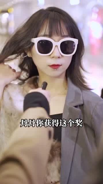 娱乐圈可靠爆料,明星幕后真相大揭秘！